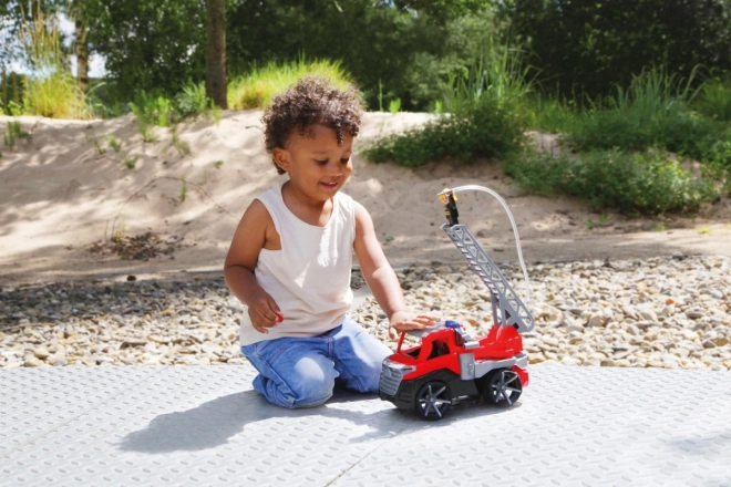 Auto Truxx 2 pompiers pulvérisant de l'eau en plastique 29cm avec figurine