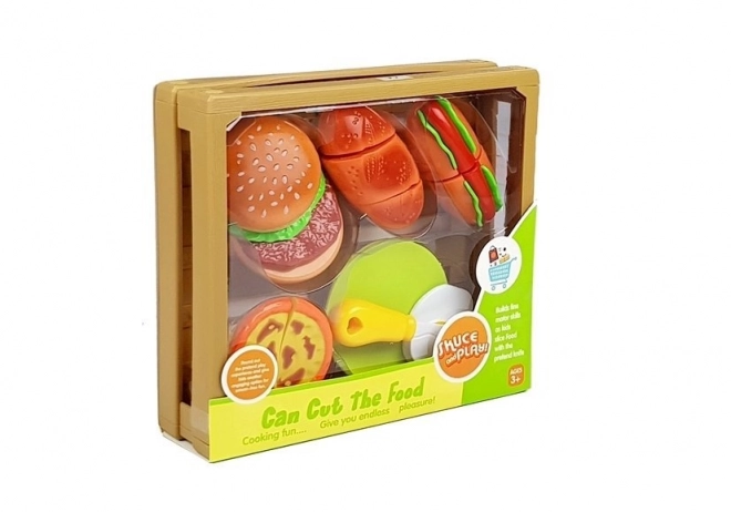 Ensemble pour couper les burgers dans une boîte