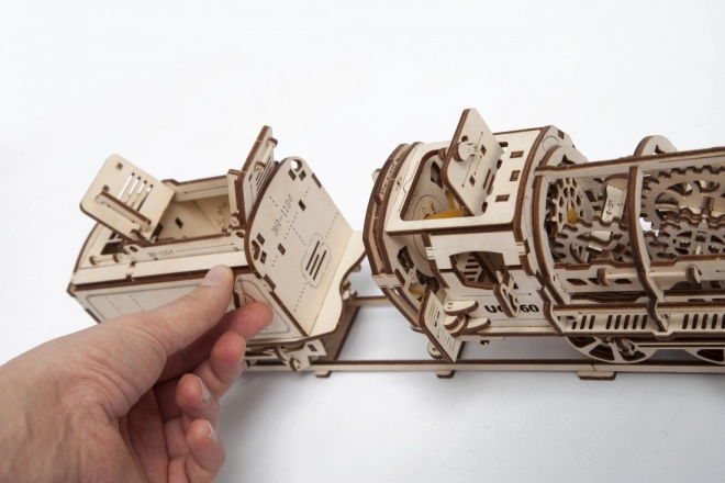 Puzzles mécaniques en bois UGEARS - Locomotive à vapeur avec tender