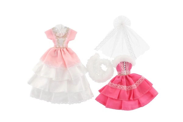 Robes élégantes pour poupées