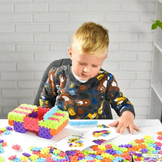 Apprendre en jouant : motricité, créativité, concentration