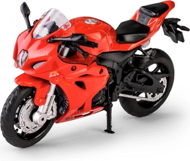 Pièces métalliques et pneus en caoutchouc