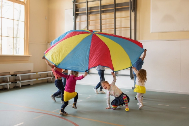 Parachute motorisé avec balles