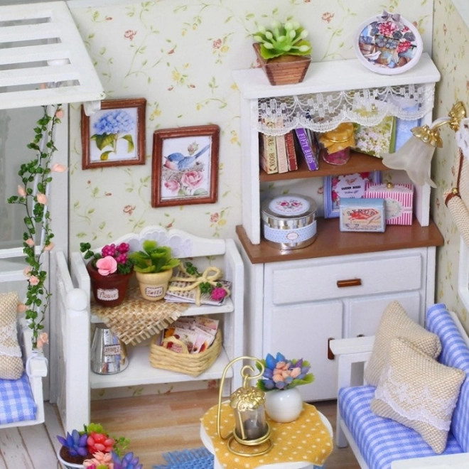 Maison de poupées en bois de style rétro avec éclairage LED