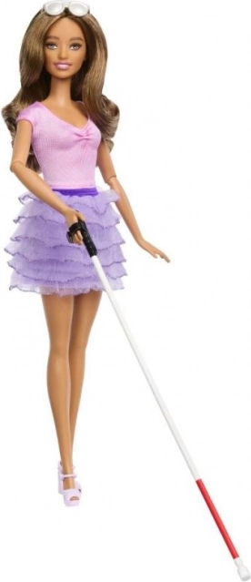 Barbie Fashionistas poupée pour un jeu inclusif