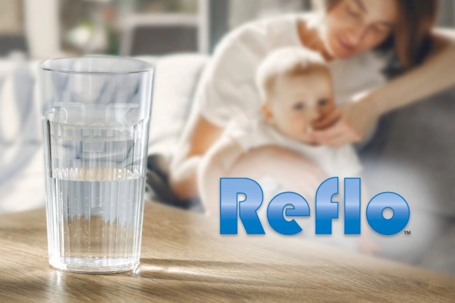 Reflo NOVÝ NESLÉHAVÝ gobelet d'entraînement pour enfants transparent