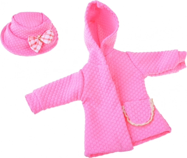 Manteau douillet et bas délicats