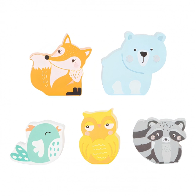 Petite tour à empiler pastel avec animaux