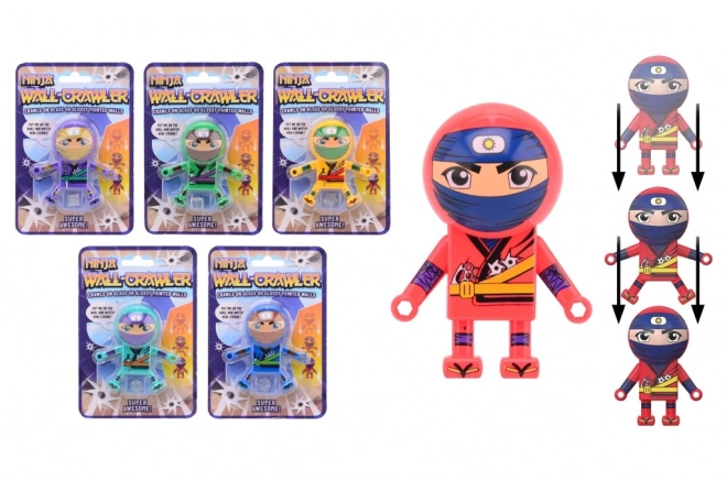 Figurine Ninja grimpant sur verre