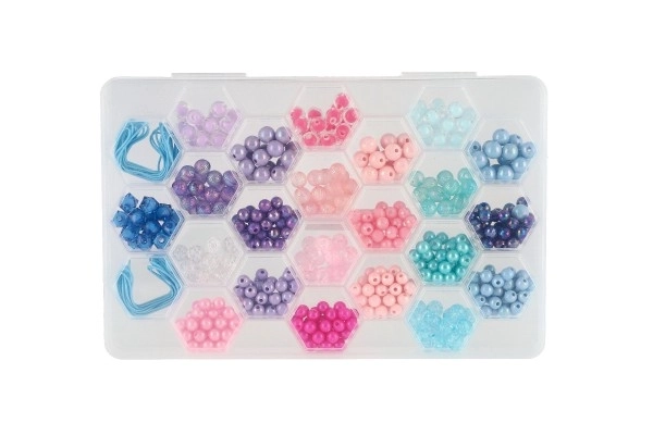 Perles en plastique colorées avec ficelle dans une boîte en plastique 20x16,5cm