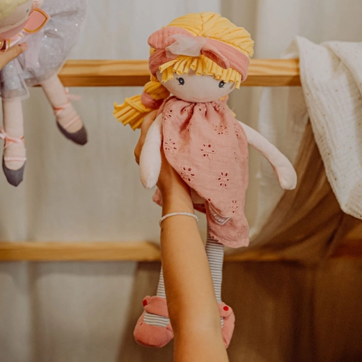 Vêtements amovibles pour stimuler l’imagination
