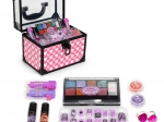 Coffret de maquillage et vernis à ongles pour enfants dans une trousse cosmétique