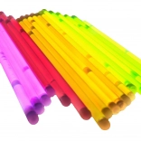 Rubans fluorescents 100 pièces multicolores lumineux dans l’obscurité