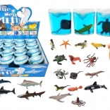 Slime avec petit animal marin