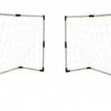 Ensemble de deux buts de football avec tableau de score et accessoires