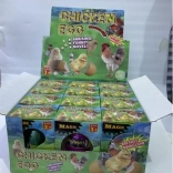 Œuf avec poussin grandissant 6 cm