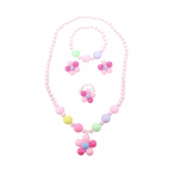 Ensemble de mode avec boucles d'oreilles