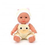 Poupée pour enfants au corps souple et tenue écoresponsable