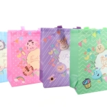 Sac cadeau avec animaux en plastique 26,5 × 29,5 × 12 cm