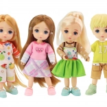 Poupée en robe d’été