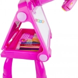 Tableau rose avec projecteur pour dessiner et peindre