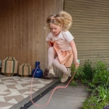 Corde à sauter avec poignée en bois rose