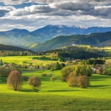 Puzzle Printemps au-dessus de Povrazník 3000 pièces