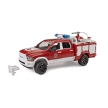 Bruder camion de pompiers RAM 2500 avec gyrophare lumineux et sonore