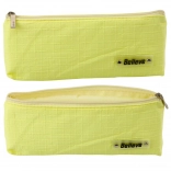Trousse jaune avec motif en relief