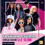 Livre créatif pour concevoir Barbie
