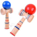 Jouet en bois d'adresse Kendama