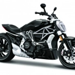Modèle métallique de moto Ducati X Diavel S 1/12