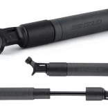 Pompe manuelle universelle pour ballons et matelas 21 cm