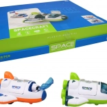 Fusée spatiale avec portes ouvrantes à inertie