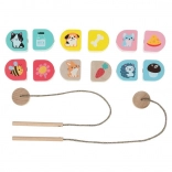 Cubika Que mangeons-nous – set d’enfilage en bois