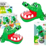 Pendentif crocodile mordeur avec grelot vert