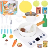 Cuisine pour enfants avec plaque à induction et accessoires