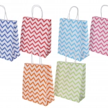 Sac cadeau en papier avec motif coloré