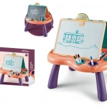 Tableau à dessin avec petite table