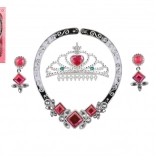 Coffret beauté avec couronne, collier et boucles d’oreilles